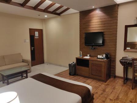 Hotel Jewel Of Chembur Bombaj Pokój zdjęcie